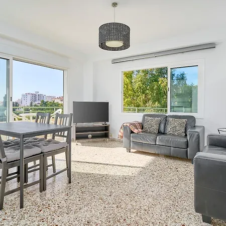 Apartament Bright And Spacious 2 Bed *
