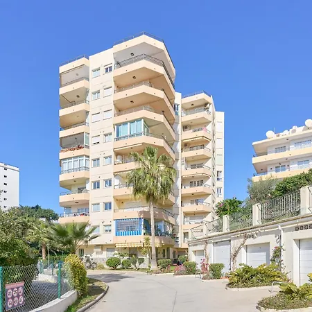 Bright And Spacious 2 Bed